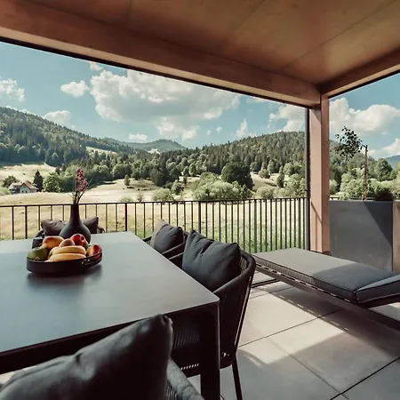 Forestum - Black Forest Luxury Mit Sauna Менценшванд