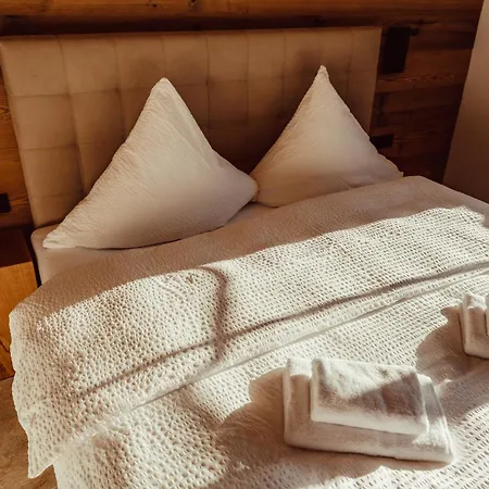 Forestum - Black Forest Luxury Mit Sauna Менценшванд