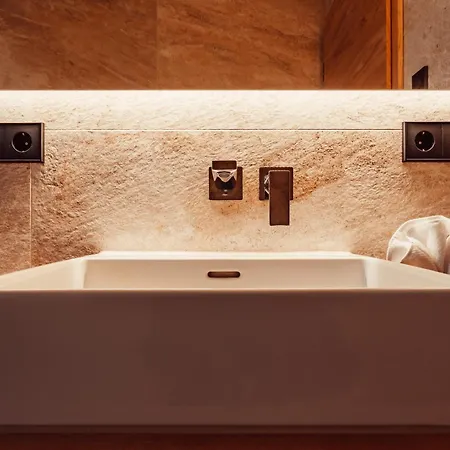 Апартаменты Forestum - Black Forest Luxury Mit Sauna *